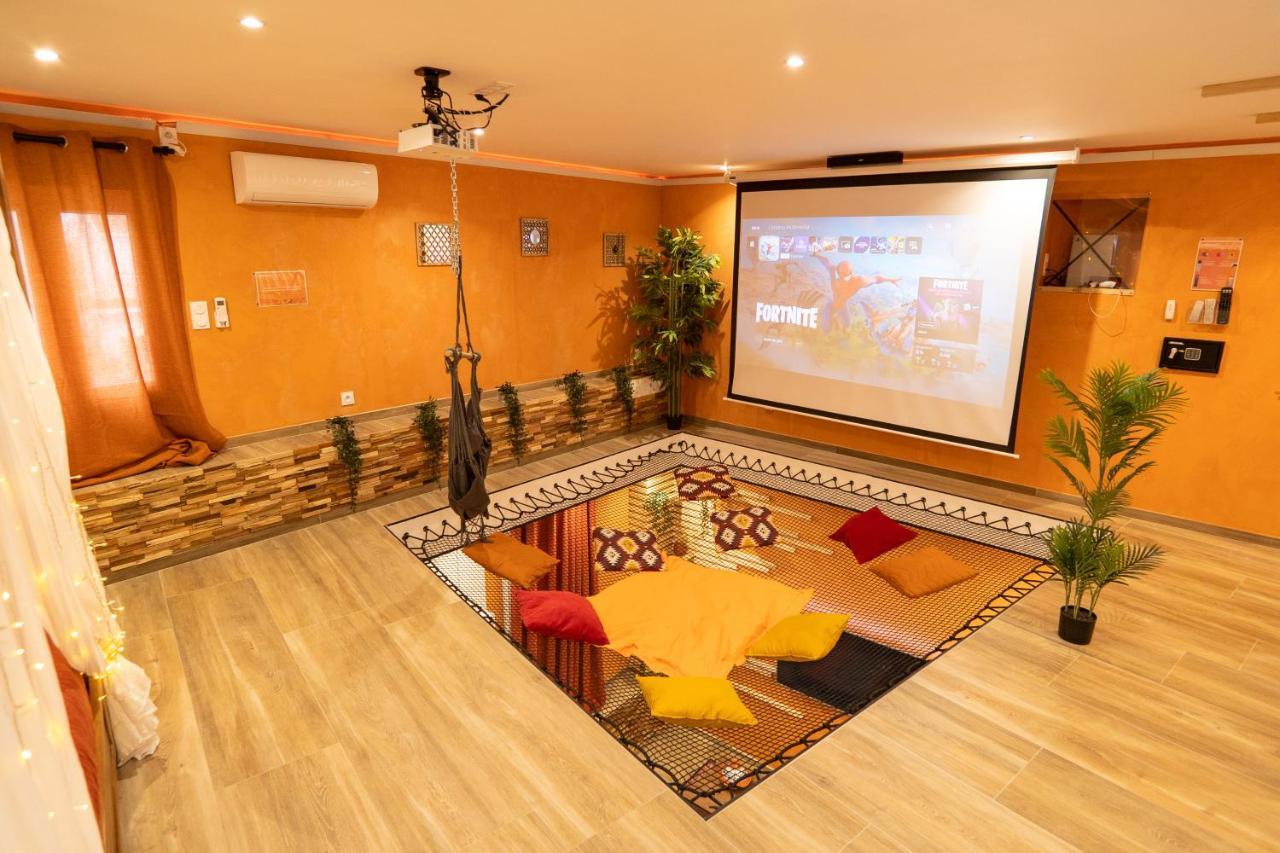Capsule Marrakech I Chicha I Sauna I Balneo I Console Ps5 I Cinema Trith-Saint-Leger Exterior photo