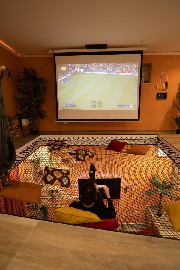 Capsule Marrakech I Chicha I Sauna I Balneo I Console Ps5 I Cinema Trith-Saint-Leger Exterior photo
